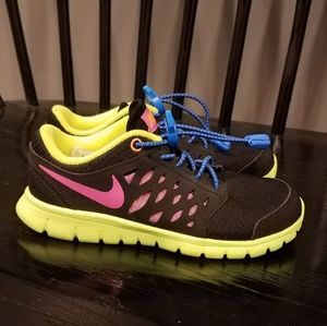 Girls Nike Athletic Shoes